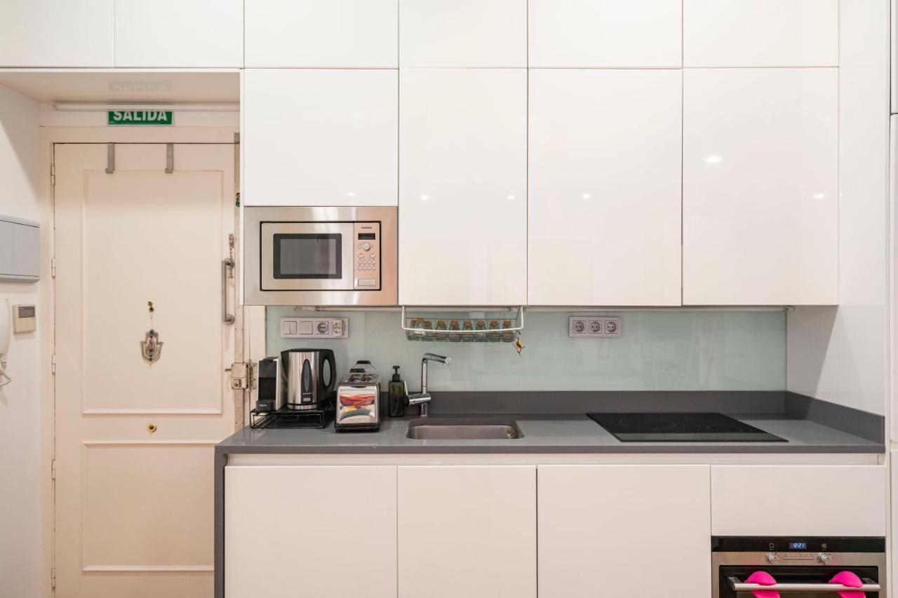 For You Rentals Apartment Temporal In The Center Of Madrid Esl5 Exterior photo